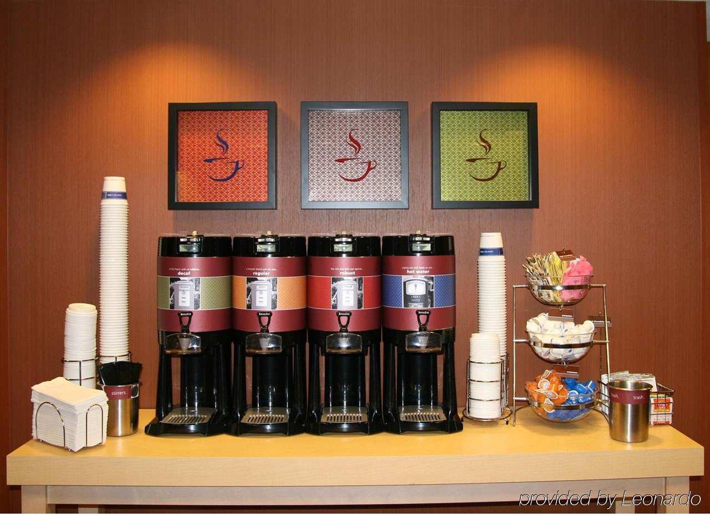 Hampton Inn & Suites Oklahoma City - South Restaurant photo